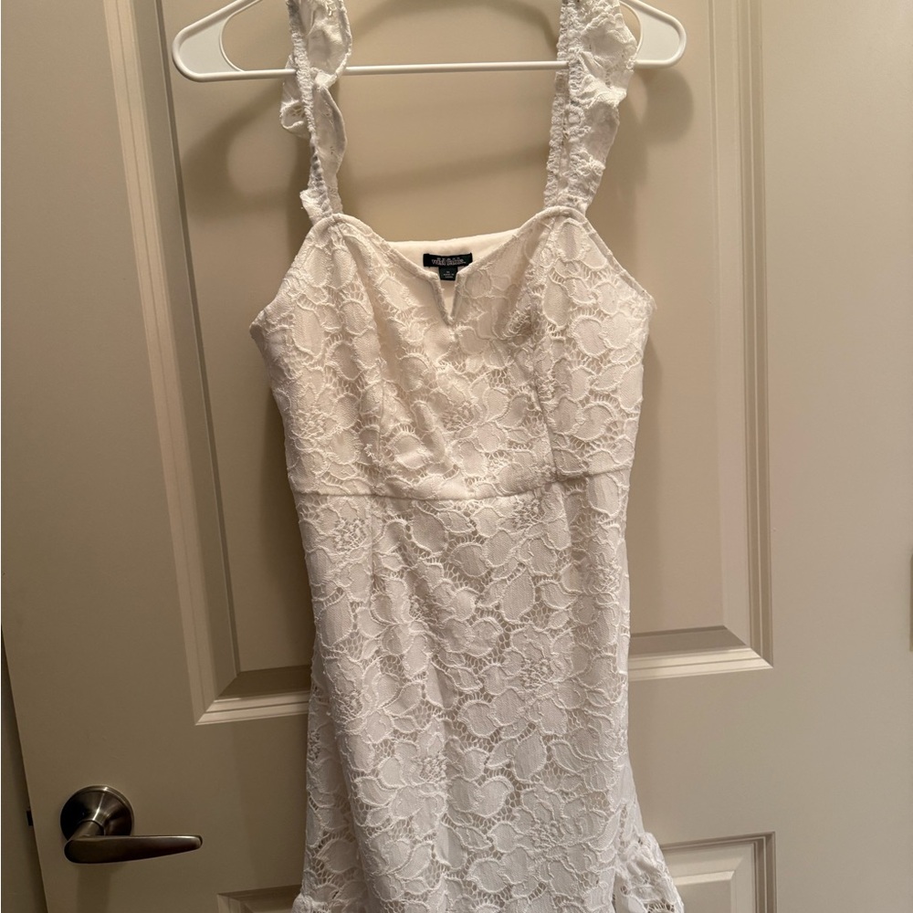 Wild Fable Flutter Sleeve Lace Slip Dress – White – Size M